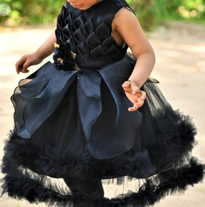 Elegant Black Ruffled Baby Girl Party Dress – Formal Occasion Wear